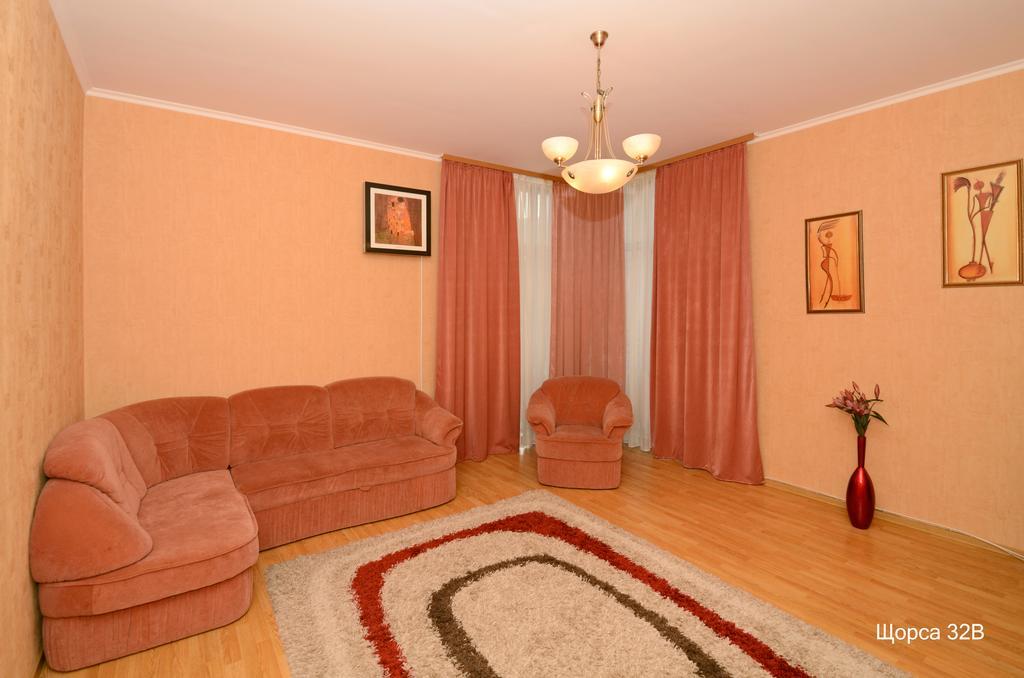 Apartments In The Center Of Pechersk เคียฟ ภายนอก รูปภาพ